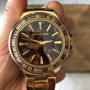 Michael Kors Accessories - Michael Kors Gold Watch Michael Kors Accessories - Michael Kors Gold Watch